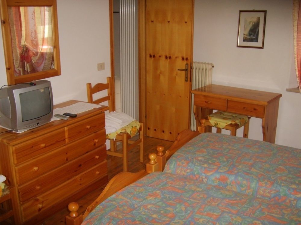 Antico Albergo Sant'Antonio Fonzaso Εξωτερικό φωτογραφία