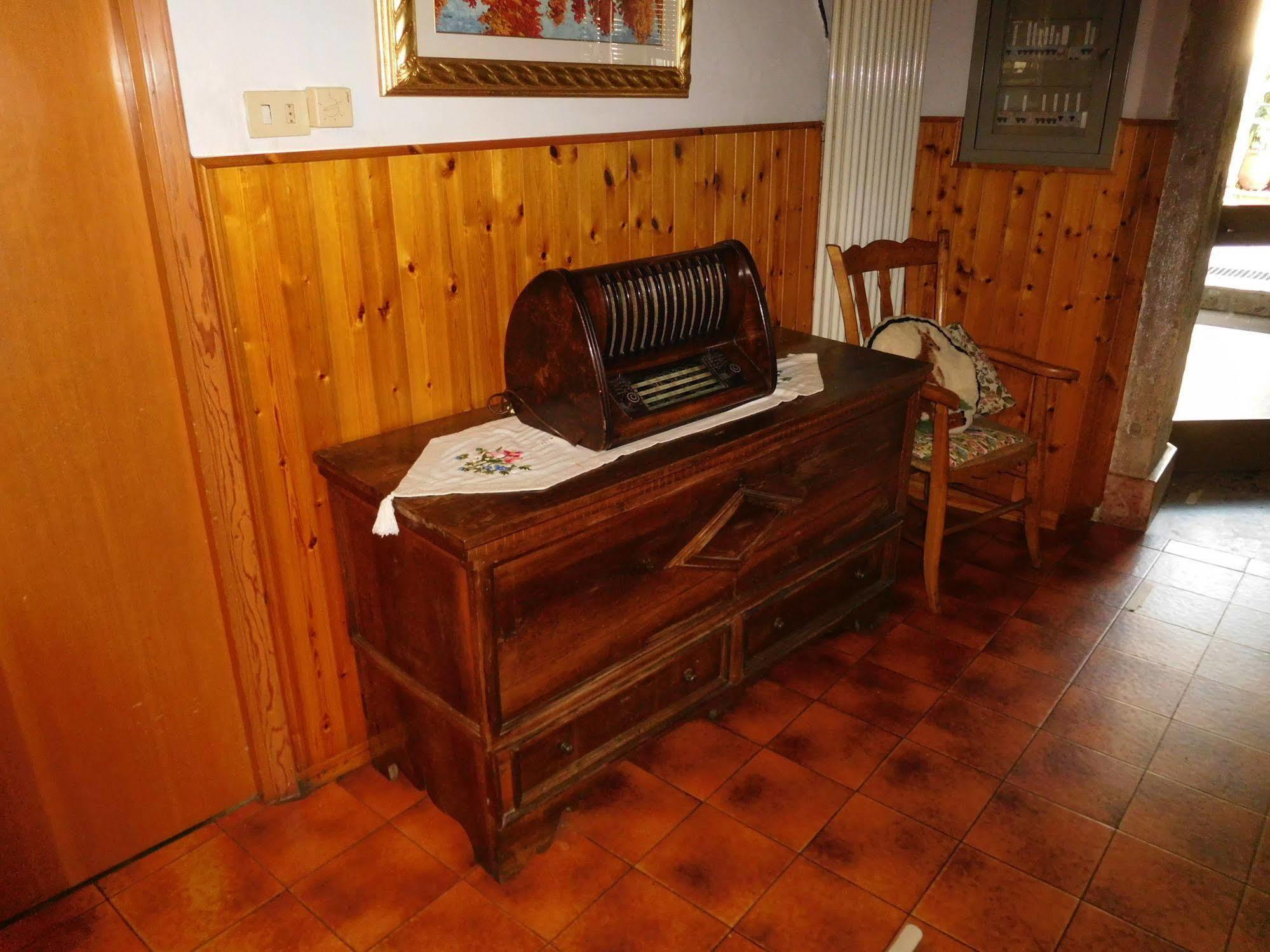 Antico Albergo Sant'Antonio Fonzaso Εξωτερικό φωτογραφία